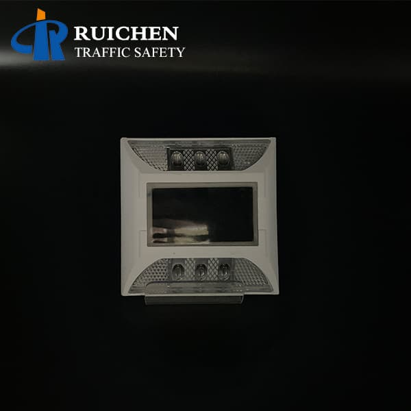 <h3>White Led Solar Road Stud Manufacturer In UAE-RUICHEN Solar </h3>
